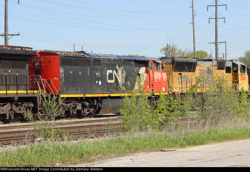 CN 2448 UP 5040